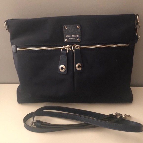 henri bendel Handbags - Henri Bendel Crossbody